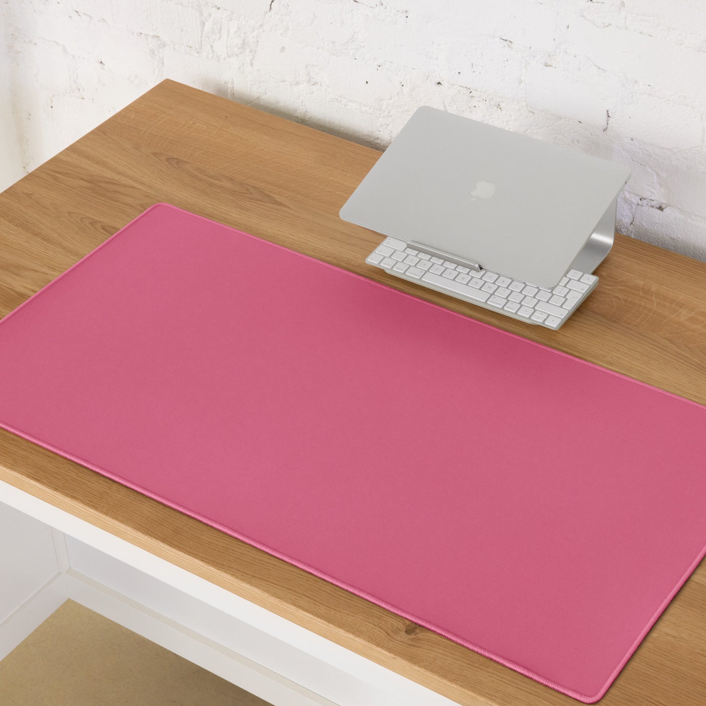 YELLOW DESK PAD - PANTONE 189